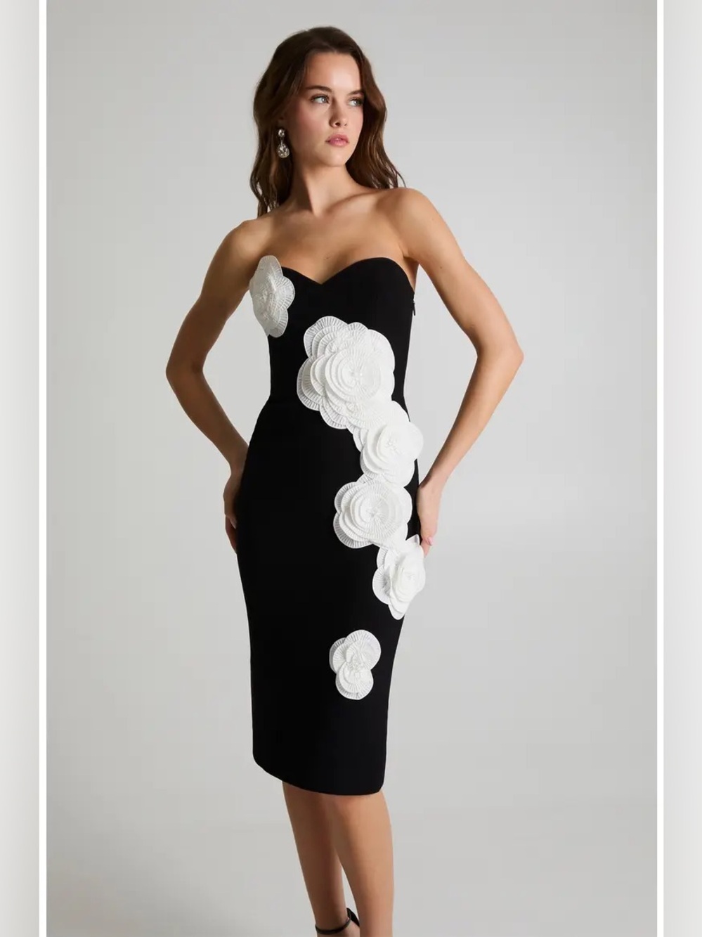 HELSI Kaia Floral Appliqué Strapless Dress In Black Off White Size XL